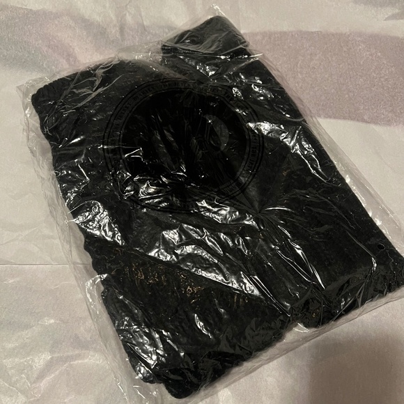 NEW The JetSet Diaries Beanie & Sock Duo Black - Picture 2 of 3